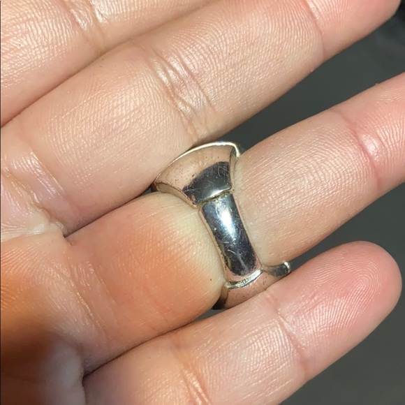 Zebra Ring - Picture 2 of 2